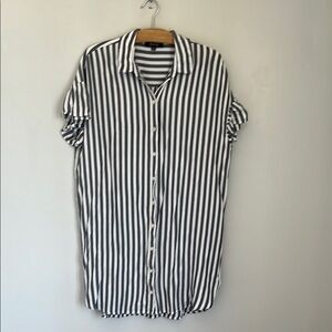 Madewell Black and White Casual Button Down Shirtdress.  Size M